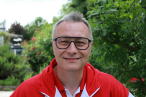 Dr. Volker Naumann